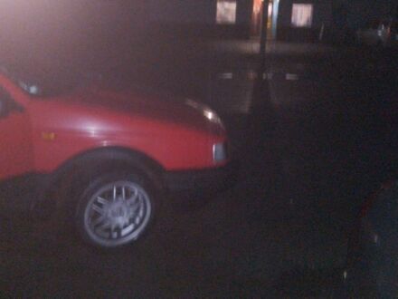 Червоний Фольксваген Пассат СС, об'ємом двигуна 2 л та пробігом 100 тис. км за 1000 $, фото 1 на Automoto.ua