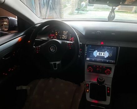 Серый Фольксваген Пассат СС, объемом двигателя 2 л и пробегом 240 тыс. км за 10932 $, фото 7 на Automoto.ua