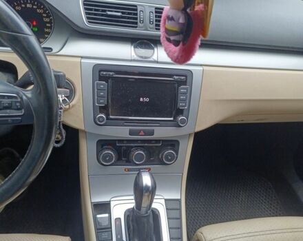 Серый Фольксваген Пассат СС, объемом двигателя 2 л и пробегом 203 тыс. км за 8500 $, фото 8 на Automoto.ua