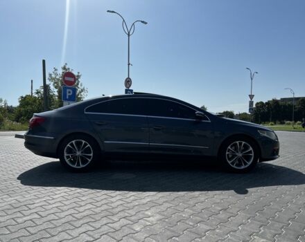 Серый Фольксваген Пассат СС, объемом двигателя 2 л и пробегом 306 тыс. км за 8300 $, фото 2 на Automoto.ua