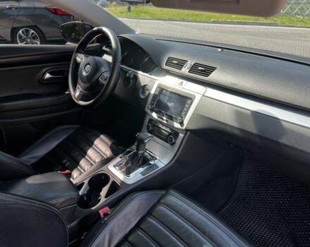 Серый Фольксваген Пассат СС, объемом двигателя 2 л и пробегом 306 тыс. км за 8300 $, фото 6 на Automoto.ua