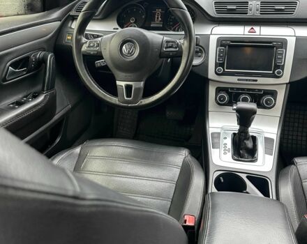 Серый Фольксваген Пассат СС, объемом двигателя 2 л и пробегом 275 тыс. км за 9000 $, фото 11 на Automoto.ua