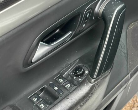 Серый Фольксваген Пассат СС, объемом двигателя 2 л и пробегом 275 тыс. км за 9000 $, фото 13 на Automoto.ua