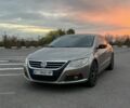 Серый Фольксваген Пассат СС, объемом двигателя 2 л и пробегом 275 тыс. км за 6500 $, фото 1 на Automoto.ua
