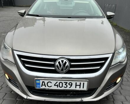 Серый Фольксваген Пассат СС, объемом двигателя 2 л и пробегом 225 тыс. км за 6800 $, фото 2 на Automoto.ua