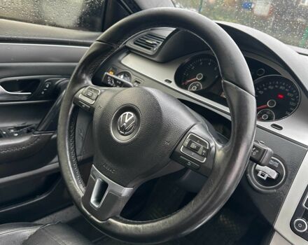 Серый Фольксваген Пассат СС, объемом двигателя 2 л и пробегом 275 тыс. км за 9000 $, фото 10 на Automoto.ua