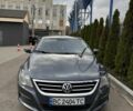 Серый Фольксваген Пассат СС, объемом двигателя 2 л и пробегом 261 тыс. км за 8300 $, фото 1 на Automoto.ua