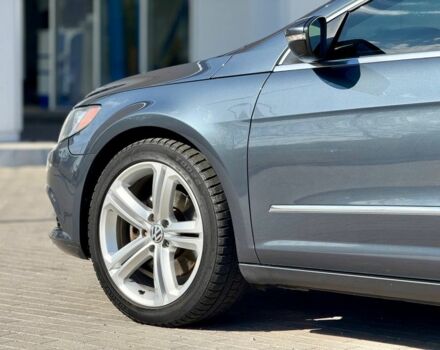 Сірий Фольксваген Пассат СС, об'ємом двигуна 2 л та пробігом 220 тис. км за 9500 $, фото 5 на Automoto.ua