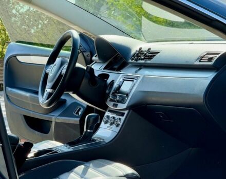 Сірий Фольксваген Пассат СС, об'ємом двигуна 2 л та пробігом 220 тис. км за 9500 $, фото 14 на Automoto.ua