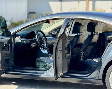 Сірий Фольксваген Пассат СС, об'ємом двигуна 2 л та пробігом 220 тис. км за 9500 $, фото 10 на Automoto.ua