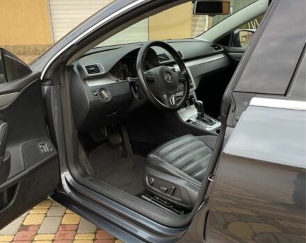 Серый Фольксваген Пассат СС, объемом двигателя 2 л и пробегом 214 тыс. км за 7500 $, фото 6 на Automoto.ua