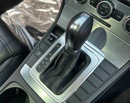 Серый Фольксваген Пассат СС, объемом двигателя 2 л и пробегом 151 тыс. км за 10400 $, фото 4 на Automoto.ua