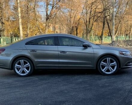 Сірий Фольксваген Пассат СС, об'ємом двигуна 2 л та пробігом 220 тис. км за 12000 $, фото 4 на Automoto.ua