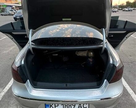 Серый Фольксваген Пассат СС, объемом двигателя 2 л и пробегом 180 тыс. км за 10500 $, фото 6 на Automoto.ua