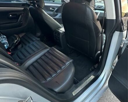 Серый Фольксваген Пассат СС, объемом двигателя 2 л и пробегом 180 тыс. км за 10500 $, фото 10 на Automoto.ua