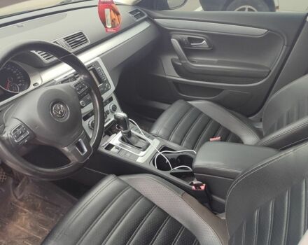 Серый Фольксваген Пассат СС, объемом двигателя 2 л и пробегом 224 тыс. км за 8700 $, фото 3 на Automoto.ua