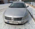 Серый Фольксваген Пассат СС, объемом двигателя 2 л и пробегом 250 тыс. км за 7500 $, фото 1 на Automoto.ua