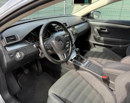 Серый Фольксваген Пассат СС, объемом двигателя 2 л и пробегом 78 тыс. км за 8600 $, фото 7 на Automoto.ua