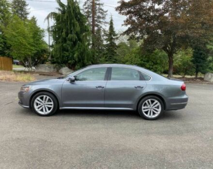 Сірий Фольксваген Пассат СС, об'ємом двигуна 2 л та пробігом 38 тис. км за 12100 $, фото 4 на Automoto.ua