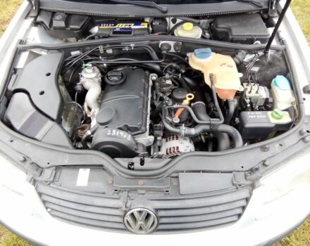 Серый Фольксваген Пассат СС, объемом двигателя 2 л и пробегом 366 тыс. км за 3600 $, фото 10 на Automoto.ua