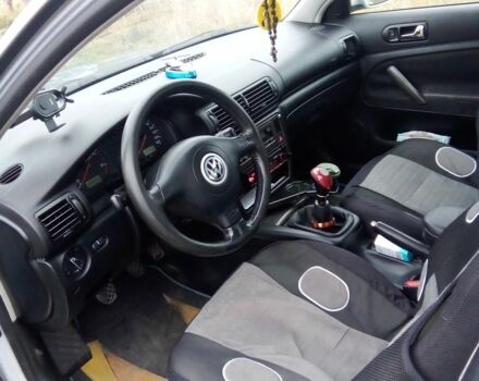 Серый Фольксваген Пассат СС, объемом двигателя 2 л и пробегом 366 тыс. км за 3600 $, фото 12 на Automoto.ua