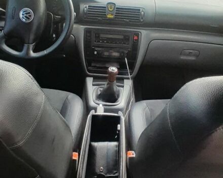 Серый Фольксваген Пассат СС, объемом двигателя 1.8 л и пробегом 385 тыс. км за 3500 $, фото 7 на Automoto.ua