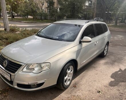 Серый Фольксваген Пассат СС, объемом двигателя 2 л и пробегом 158 тыс. км за 7500 $, фото 1 на Automoto.ua