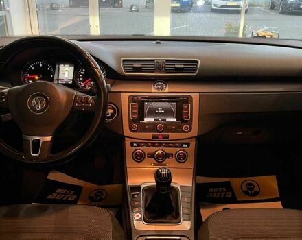 Серый Фольксваген Пассат СС, объемом двигателя 1.6 л и пробегом 281 тыс. км за 9700 $, фото 9 на Automoto.ua