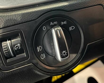 Серый Фольксваген Пассат СС, объемом двигателя 1.6 л и пробегом 281 тыс. км за 9700 $, фото 12 на Automoto.ua