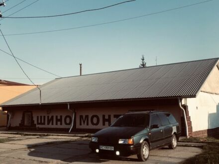 Фольксваген Пассат СС 1989 у Володимир-Волинський на Automoto.ua Сірий Фольксваген Пассат СС, об'ємом двигуна 1.8 л та пробігом 1 тис. км за 1000 $, фото 1 на Automoto.ua