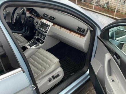 Серый Фольксваген Пассат СС, объемом двигателя 2 л и пробегом 233 тыс. км за 6900 $, фото 1 на Automoto.ua