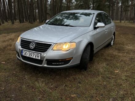 Серый Фольксваген Пассат СС, объемом двигателя 1.9 л и пробегом 315 тыс. км за 2500 $, фото 1 на Automoto.ua