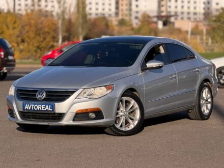 Серый Фольксваген Пассат СС, объемом двигателя 2 л и пробегом 275 тыс. км за 7800 $, фото 1 на Automoto.ua