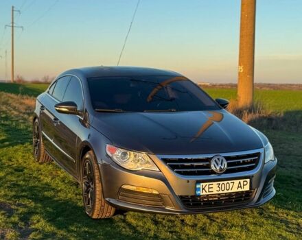 Серый Фольксваген Пассат СС, объемом двигателя 2 л и пробегом 196 тыс. км за 7800 $, фото 1 на Automoto.ua