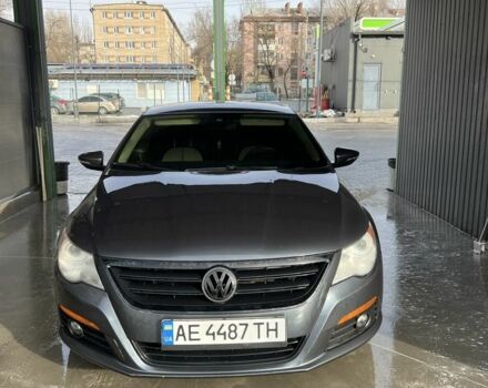 Серый Фольксваген Пассат СС, объемом двигателя 2 л и пробегом 211 тыс. км за 7300 $, фото 1 на Automoto.ua