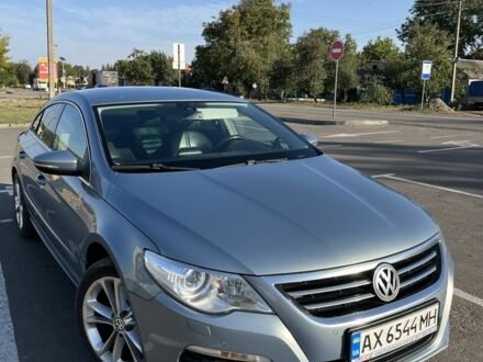 Серый Фольксваген Пассат СС, объемом двигателя 1.8 л и пробегом 250 тыс. км за 7500 $, фото 1 на Automoto.ua