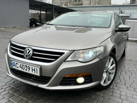 Серый Фольксваген Пассат СС, объемом двигателя 2 л и пробегом 225 тыс. км за 6800 $, фото 1 на Automoto.ua