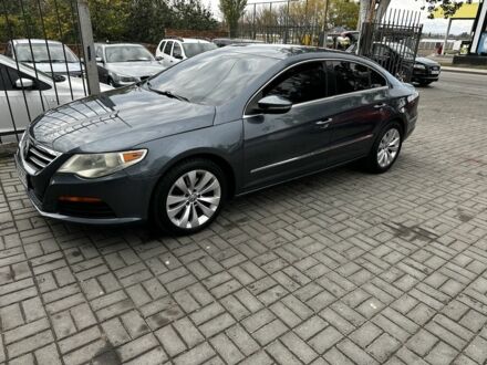 Серый Фольксваген Пассат СС, объемом двигателя 2 л и пробегом 180 тыс. км за 7700 $, фото 1 на Automoto.ua