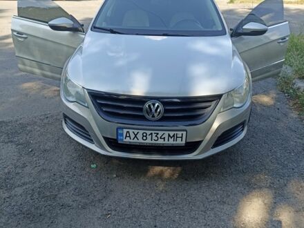 Сірий Фольксваген Пассат СС, об'ємом двигуна 2 л та пробігом 3 тис. км за 8000 $, фото 1 на Automoto.ua