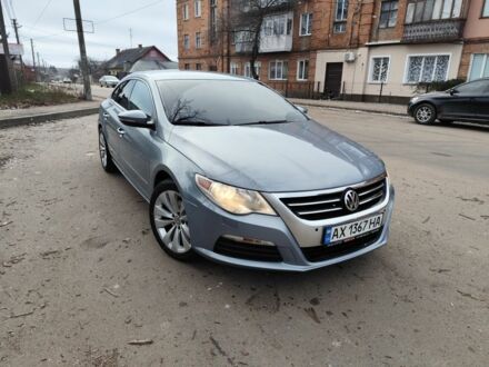 Серый Фольксваген Пассат СС, объемом двигателя 2 л и пробегом 206 тыс. км за 6400 $, фото 1 на Automoto.ua