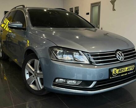 Серый Фольксваген Пассат СС, объемом двигателя 1.6 л и пробегом 281 тыс. км за 9700 $, фото 1 на Automoto.ua