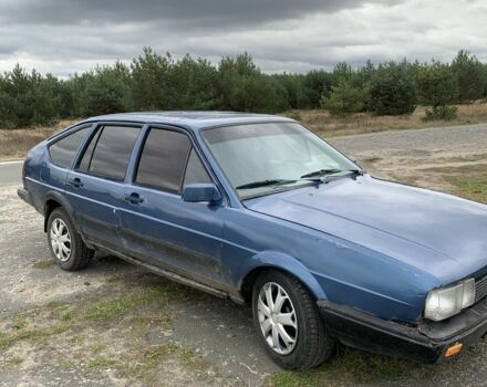 Синий Фольксваген Пассат СС, объемом двигателя 1.8 л и пробегом 220 тыс. км за 850 $, фото 1 на Automoto.ua