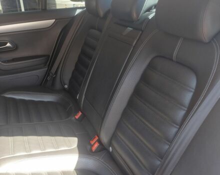 Синий Фольксваген Пассат СС, объемом двигателя 2 л и пробегом 140 тыс. км за 11500 $, фото 10 на Automoto.ua