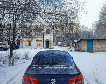 Синий Фольксваген Пассат СС, объемом двигателя 2 л и пробегом 110 тыс. км за 11000 $, фото 2 на Automoto.ua
