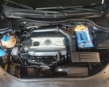 Синий Фольксваген Пассат СС, объемом двигателя 2 л и пробегом 110 тыс. км за 11000 $, фото 11 на Automoto.ua