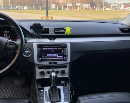 Синий Фольксваген Пассат СС, объемом двигателя 2 л и пробегом 143 тыс. км за 11200 $, фото 4 на Automoto.ua