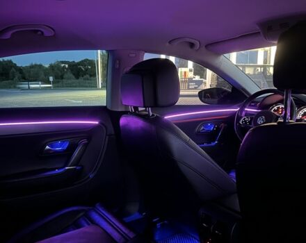 Синий Фольксваген Пассат СС, объемом двигателя 2 л и пробегом 267 тыс. км за 13500 $, фото 22 на Automoto.ua