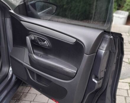 Синий Фольксваген Пассат СС, объемом двигателя 2 л и пробегом 250 тыс. км за 7200 $, фото 9 на Automoto.ua