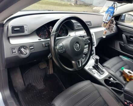 Синий Фольксваген Пассат СС, объемом двигателя 2 л и пробегом 280 тыс. км за 8500 $, фото 4 на Automoto.ua