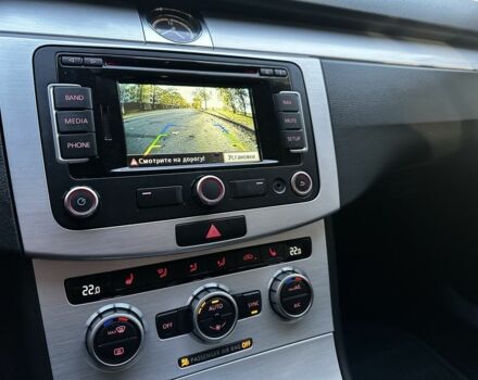 Синий Фольксваген Пассат СС, объемом двигателя 2 л и пробегом 178 тыс. км за 12700 $, фото 21 на Automoto.ua